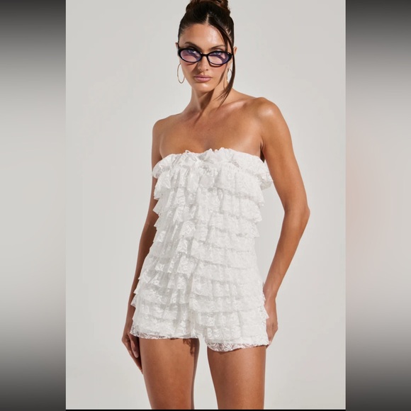 White Ruffled Strapless Romper - Picture 3 of 6